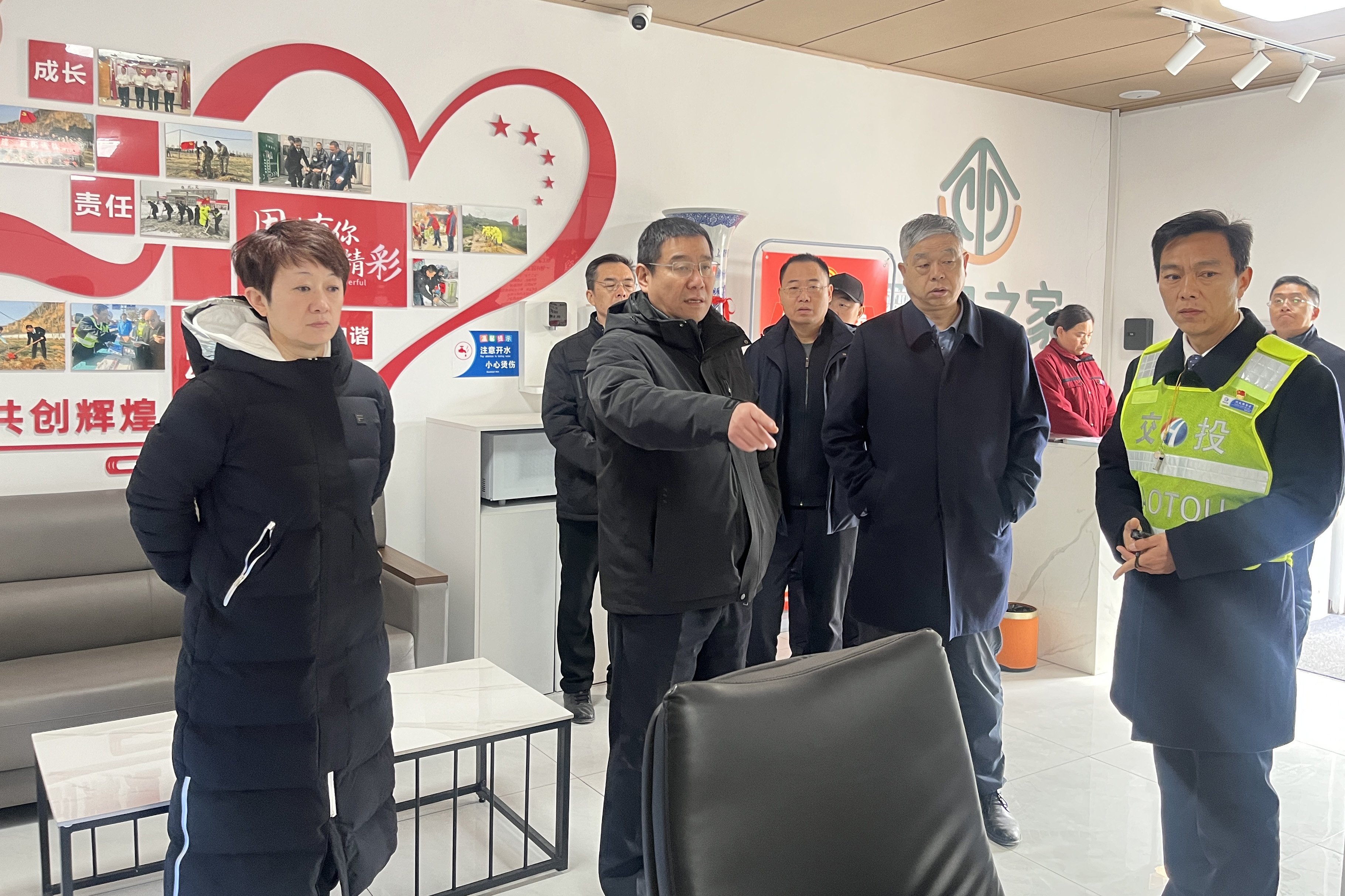 鞏義.jpg